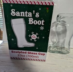 New Santa's boot 23 oz drinking glass collectible